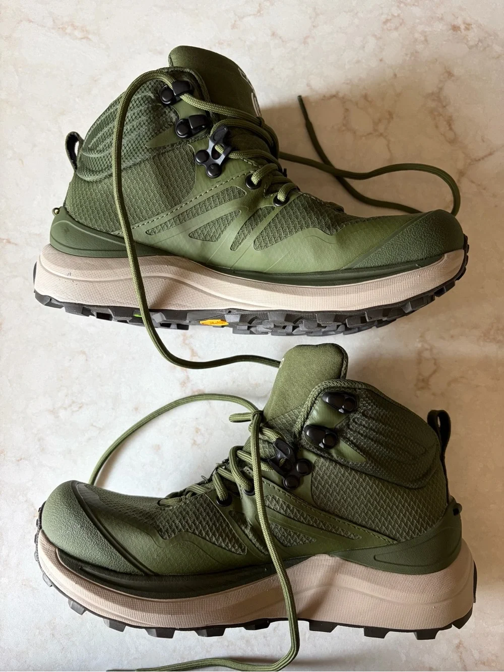 Women’s TOPO New Trailventure 2 WP Hiking Boot Green Tan Vibram Sole Size 6.0